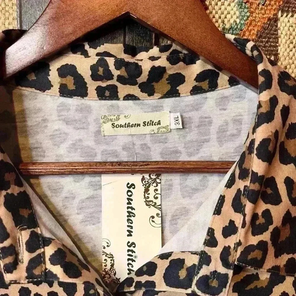 Southern Stitch Leopard Serape Block Color Long Sleeve Top Woman’s Plus Size 3X - Picture 3 of 4
